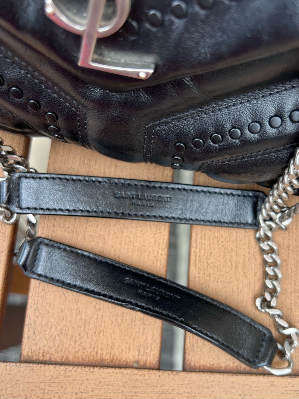 𝑹𝒂𝒓𝒆 UNIQUE Yves Saint Laurent Black Chevron LouLou Small Leather Bag YSL - Picture 12 of 16